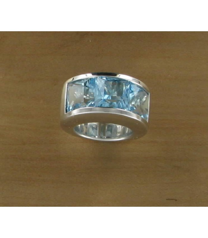 Anillo PIANEGONDA con topacio azul